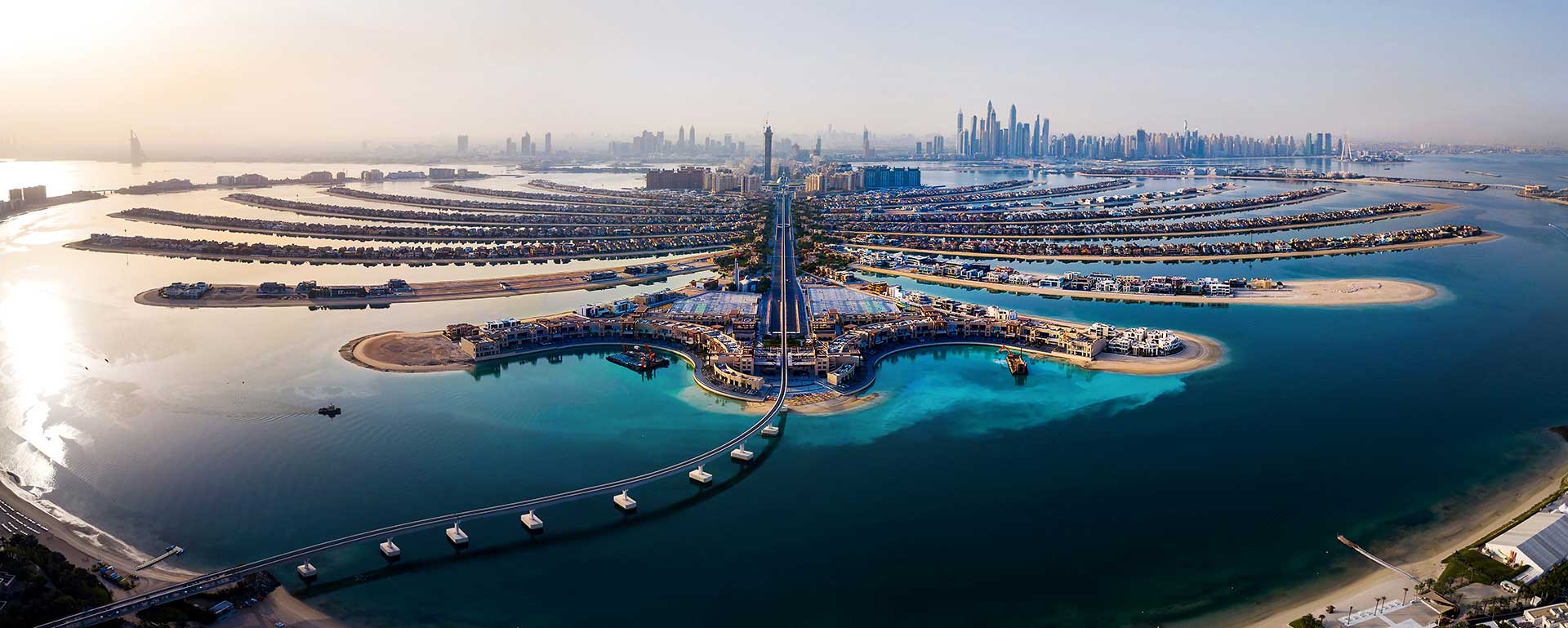 Dubai al Completo -                 Vuelos Incluidos          Alojamiento Incluido          Traslados Incluidos      Actividades Incluidas    Descubre Emiratos Arabes          Descubre Dubai          Descubre Abu Dhabi       