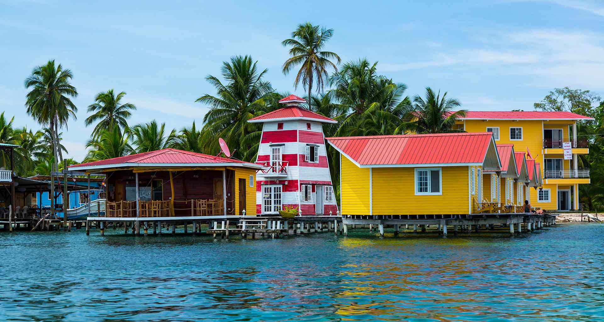 Panamá | Del Canal al Paraíso -                         Vuelos Incluidos               Alojamiento Incluido               Traslados Incluidos           Explora la Selva Tropical         Visita el Canal de Panamá               Disfruta de Playas Paradisíacas               Experimenta la Riqueza Cultural           